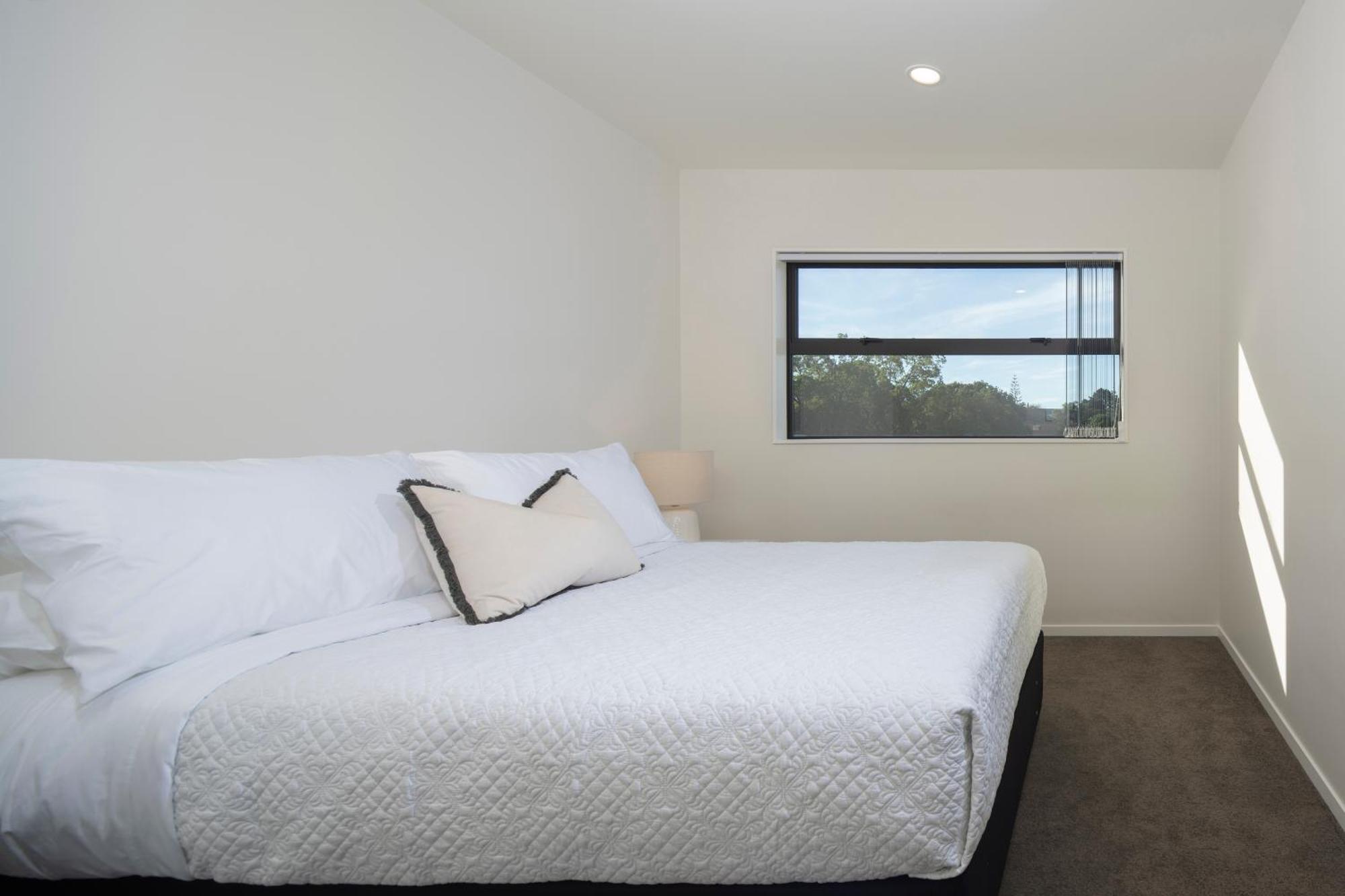 Modern Immaculate Residence In Mount Wellington Auckland Exterior foto